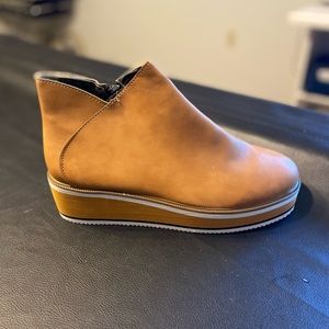 New unworn boots. Leather upper, cushy comfy sole. Size 10 women’s.